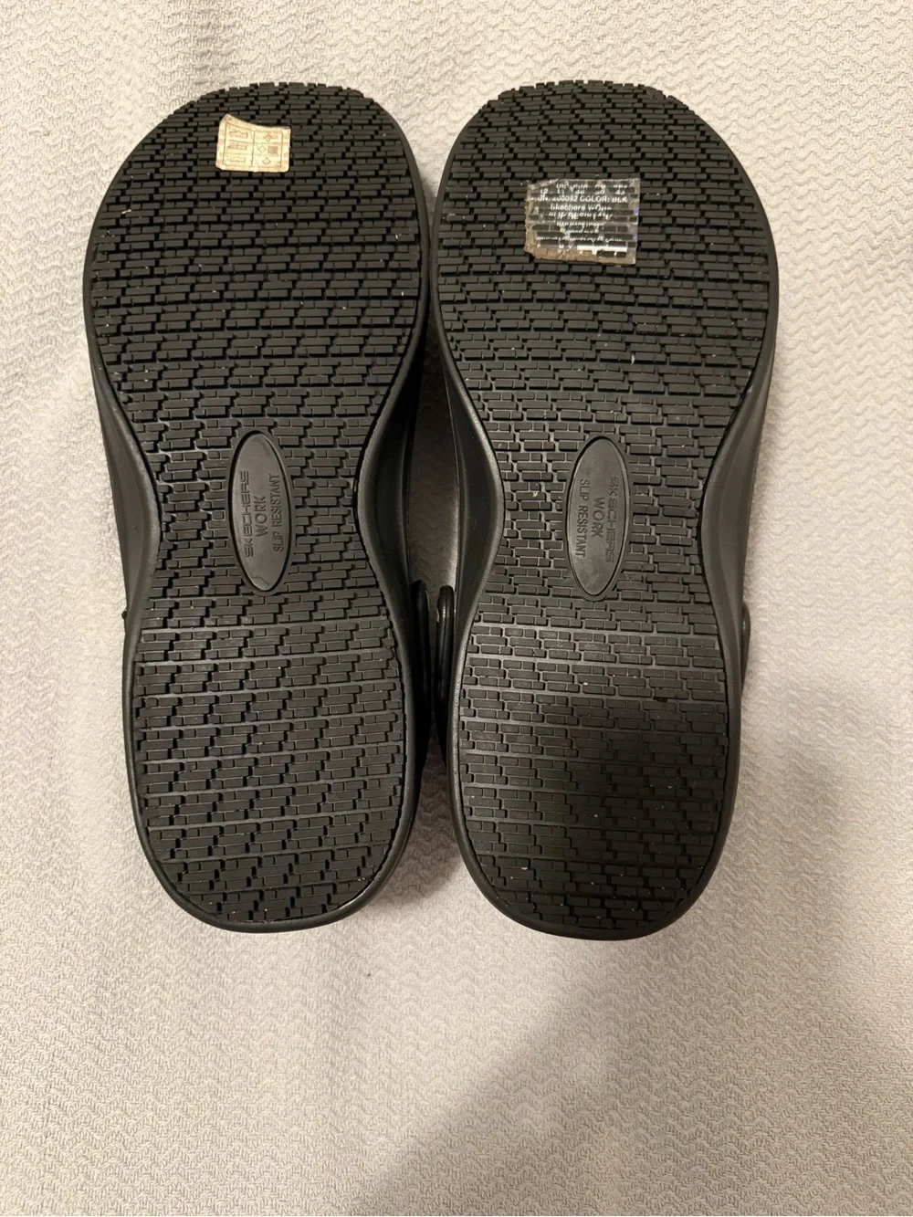 Skechers Arch Fit Riverbound SR Black Slip-On Clogs size 10 men’s